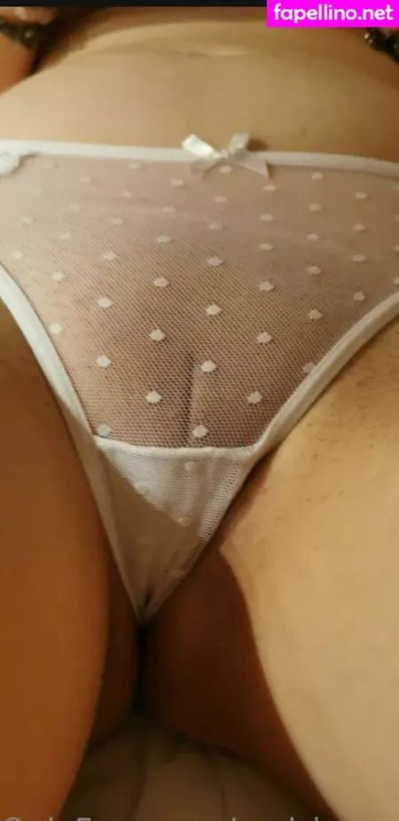Hot1989mom OnlyFans Thumbnail #3G83wjfhma