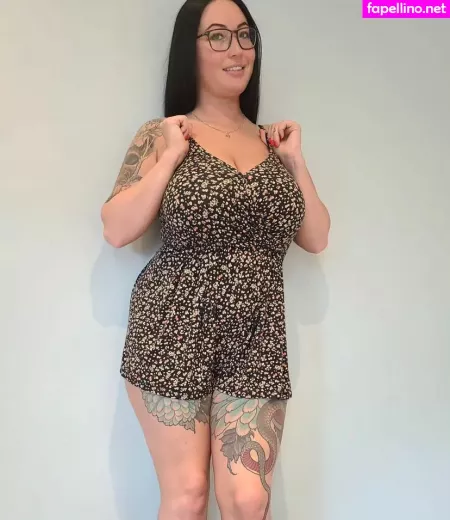 Hot4holly OnlyFans Thumbnail #oUSuNEYvy3