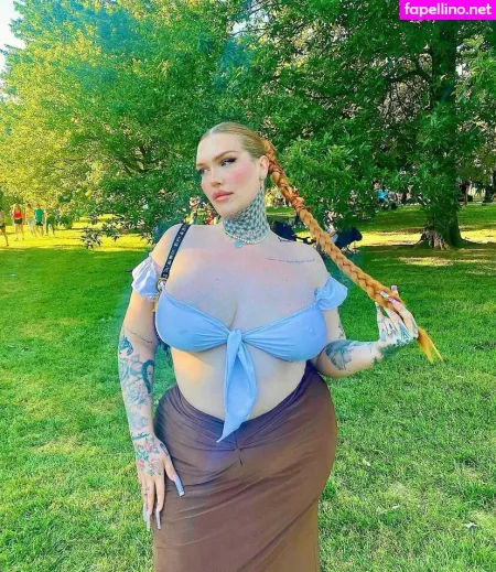 Hotandselfish OnlyFans Thumbnail #9Ei5QAc84X