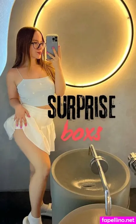 Hotashleyhot OnlyFans Thumbnail #WKbKO9nl9v