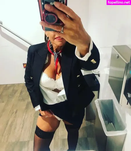 Hotaussiewife501 OnlyFans Thumbnail #o4EiKggdaq