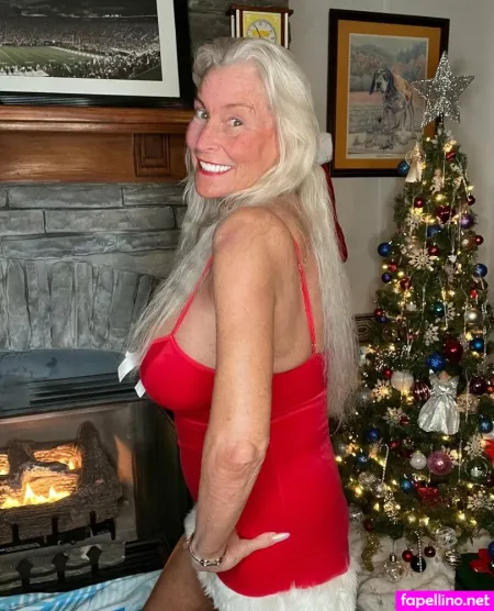 Hotazzchick67 OnlyFans Thumbnail #C7pBOdWxs0