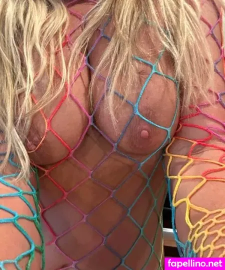 Hotbakingwife OnlyFans Thumbnail #kgqKDVJr1b