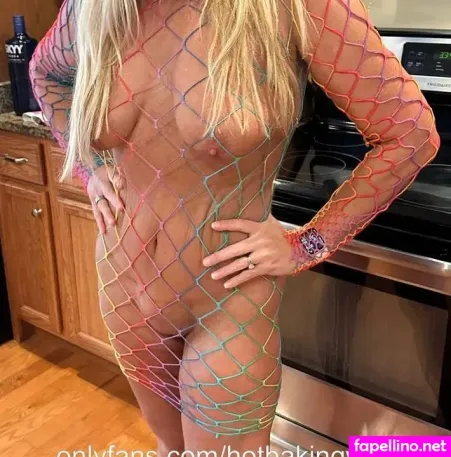 Hotbakingwife OnlyFans Thumbnail #wdp90tp1da