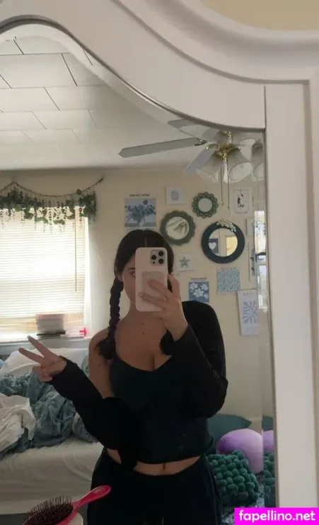 Hotblockchain Emily Cocea Cryptobaddie1 OnlyFans Thumbnail #Tj3v5P8pv2