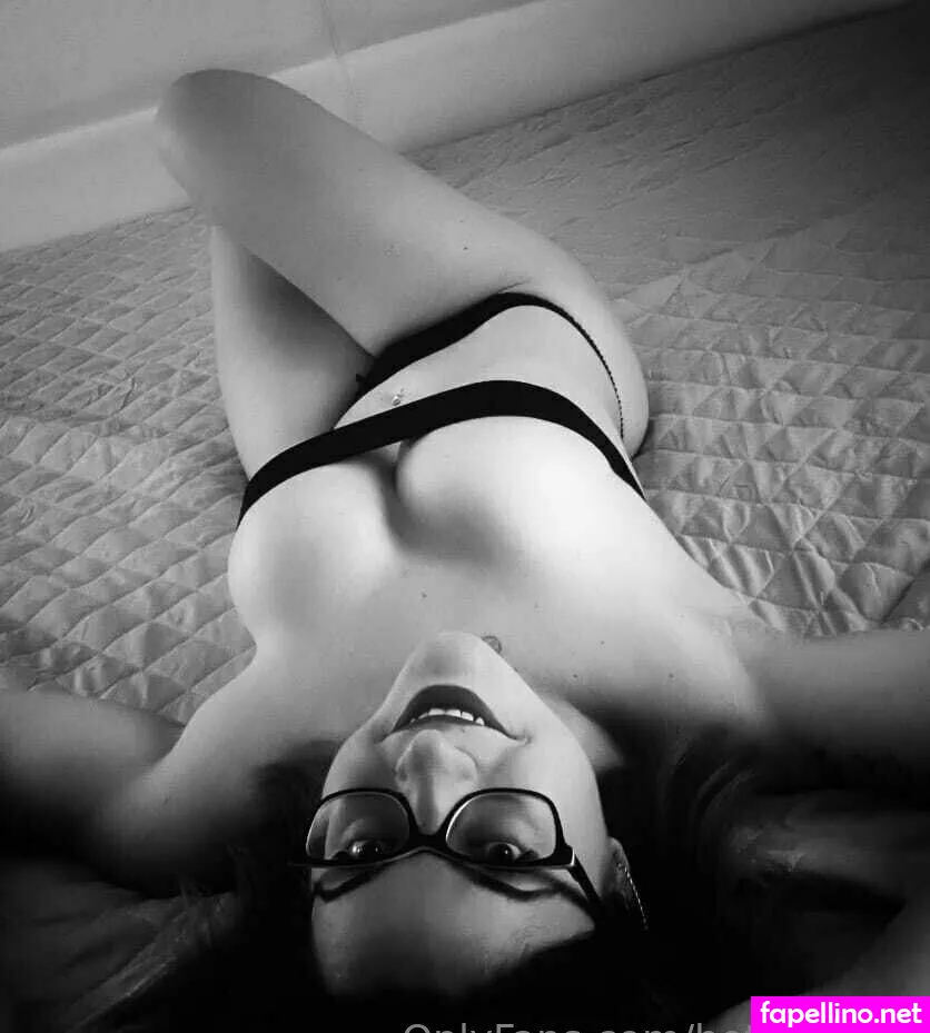hotchick92, thischick92 Nude Leaked OnlyFans Photo #khbfUWIhMh