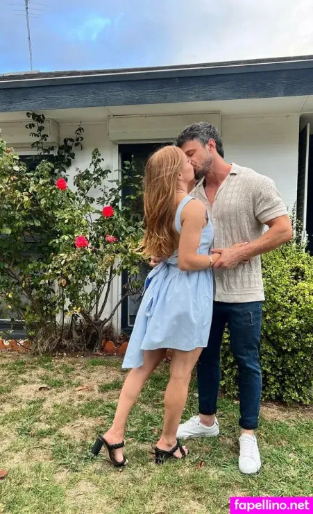 Hotcoupleonshow 1 OnlyFans Thumbnail #tmcD9ITc3D