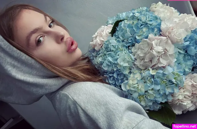 Hotevaastar OnlyFans Thumbnail #gGWdLokLRI