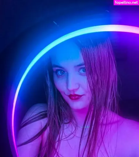 Hothelenn OnlyFans Thumbnail #3KdRx7jYbI