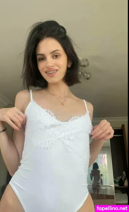 Hotilariia OnlyFans Thumbnail #0fB63EMTtP