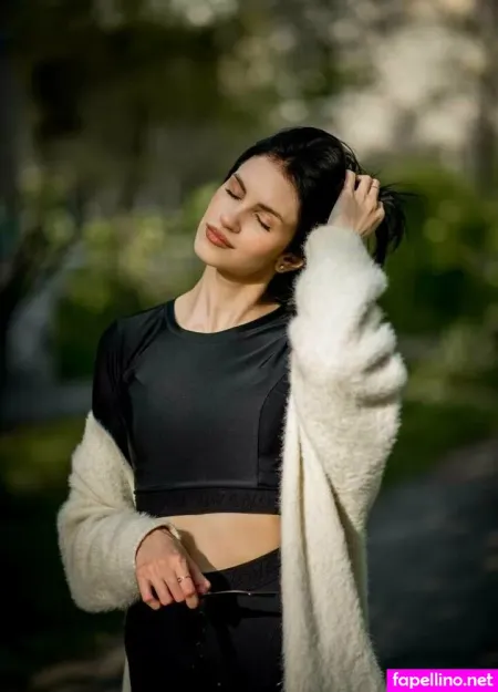 Hotilariia OnlyFans Thumbnail #zXu3fWCRKo