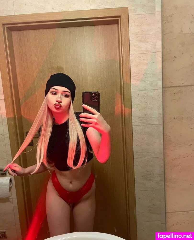 hot.julcia6969, hotjulcia Nude Leaked OnlyFans Photo #KMAbrOOv84