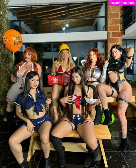 Hotkingandqueen OnlyFans Thumbnail #m6pkYNbAa1