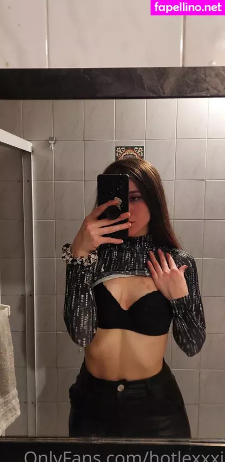 Hotlexxxi OnlyFans Thumbnail #w4iKUd5uj5