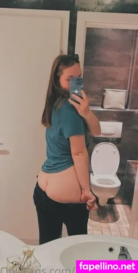 Hotlipsmarie OnlyFans Thumbnail #iuDBLTTOeg