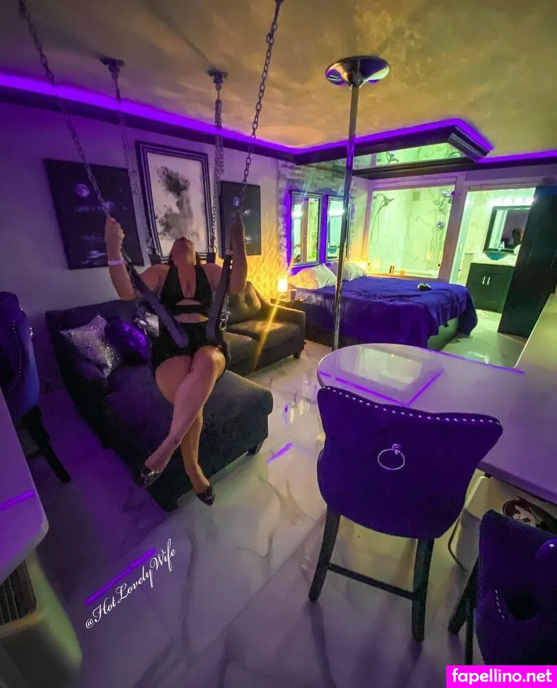 hot.wifealice, hotlovelywife Nude Leaked OnlyFans Photo #3DoBDSBblf