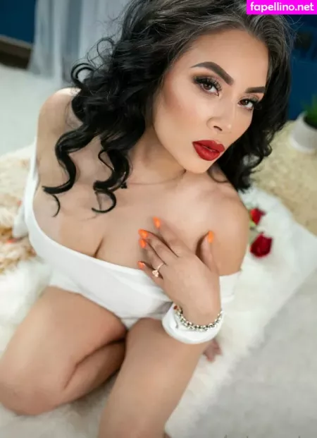 Hotmesstv OnlyFans Thumbnail #mHUOtyUVNr