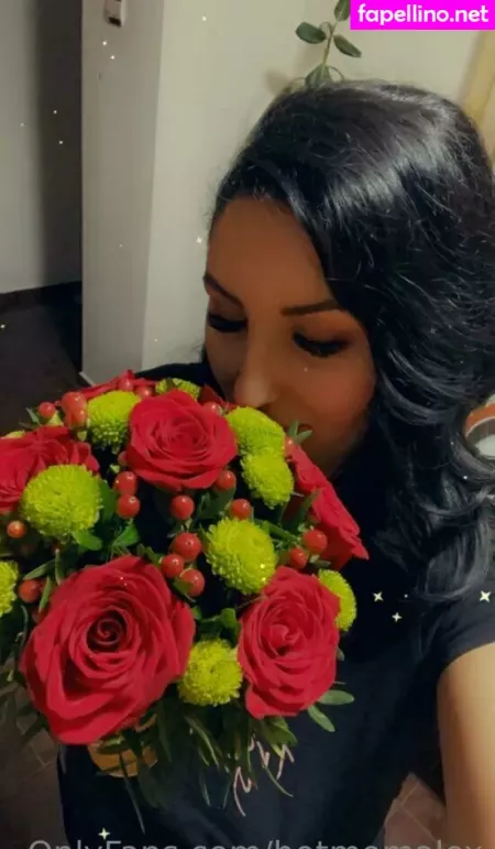 Hotmomalex OnlyFans Thumbnail #kgBF4vXHun