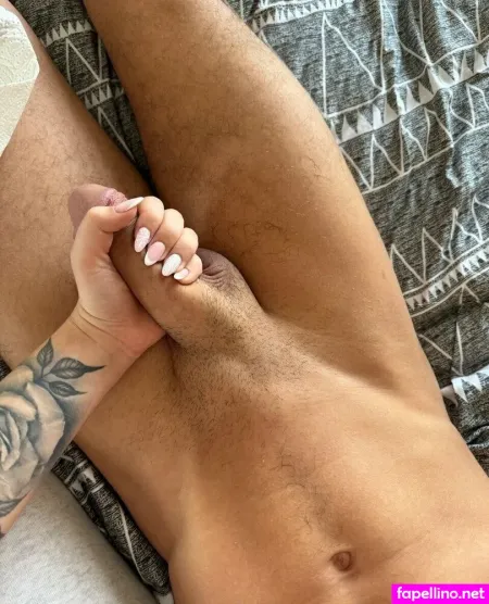 Hotpeachygirl 1 OnlyFans Thumbnail #ZbQ9IsWHUu