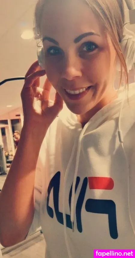 Hotpia OnlyFans Thumbnail #oAmP5oD0ut