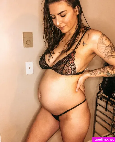 Hotpreggogirl OnlyFans Thumbnail #embZzWbFao