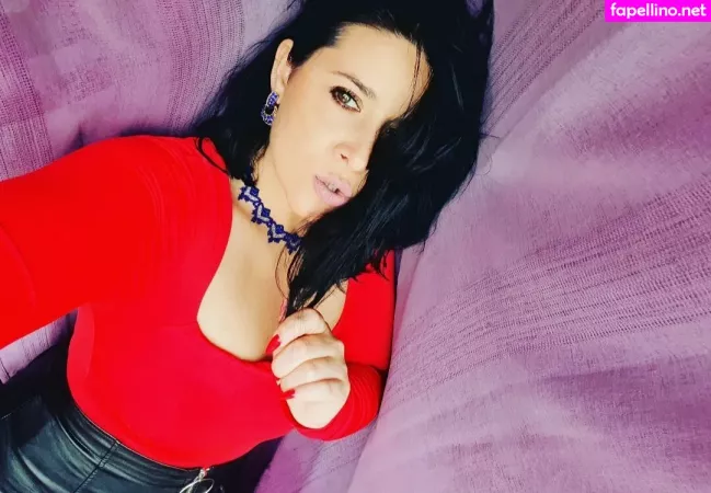 Hotsexymommy69 OnlyFans Thumbnail #U1Jild94Cb
