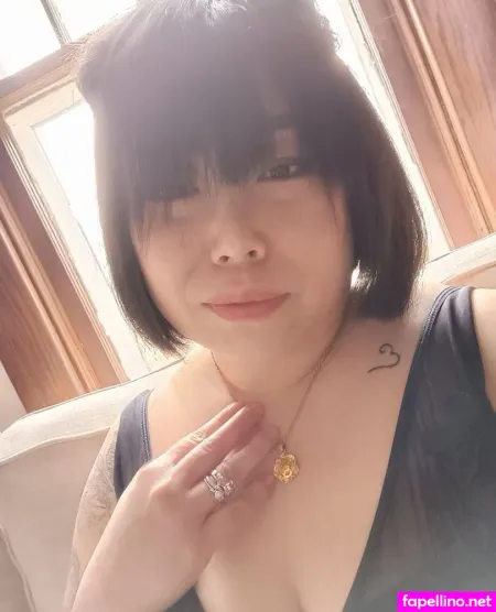 Hotstonerasianwife OnlyFans Thumbnail #MblIOFpG1b