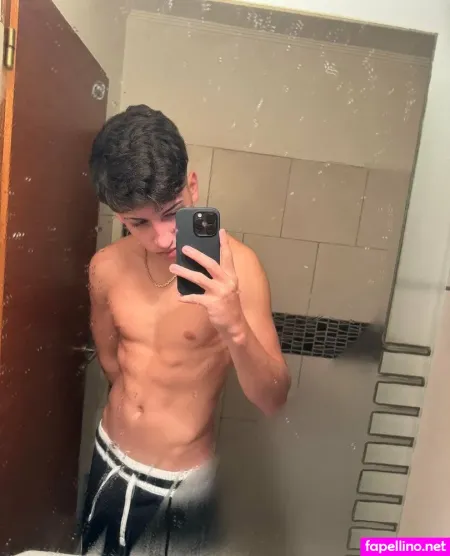 Hottboy22 OnlyFans Thumbnail #40qOCT7E2d