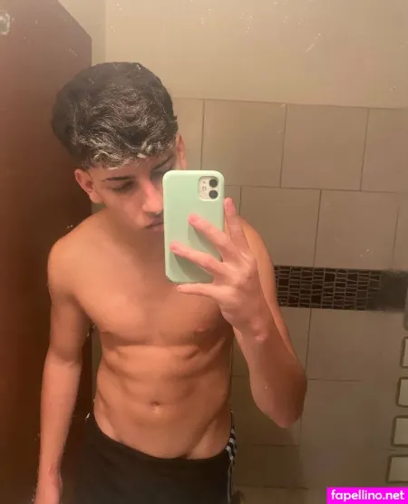 Hottboy22 OnlyFans Thumbnail #8QYtOqXj37