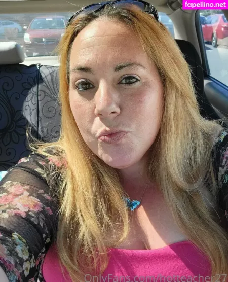 Hotteacher27 OnlyFans Thumbnail #8lHlTgE4w5