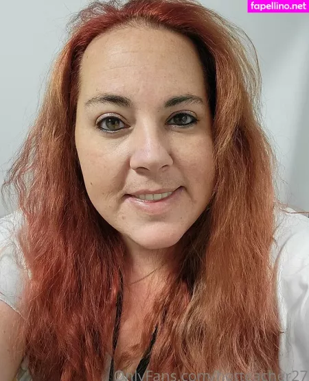 Hotteacher27 OnlyFans Thumbnail #B8DwrMoLt8