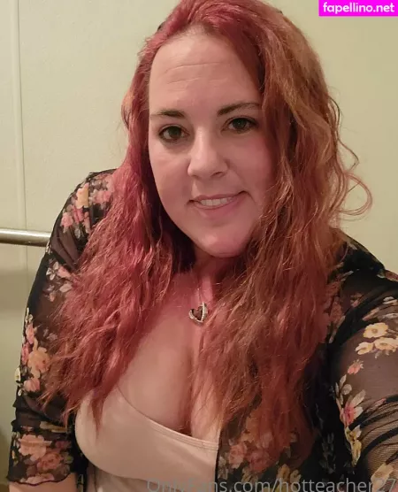 Hotteacher27 OnlyFans Thumbnail #kloPGBy45E