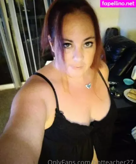 Hotteacher27 OnlyFans Thumbnail #u2BxbcXF0N