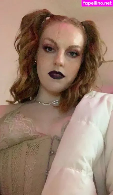 Hottgirlginger OnlyFans Thumbnail #2zVUInh3Oc