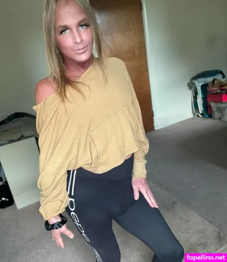 Hottie Bratt OnlyFans Thumbnail #tEtDPTT4ra