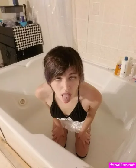 Hottie Witha Body OnlyFans Thumbnail #oeeQIn05Uo
