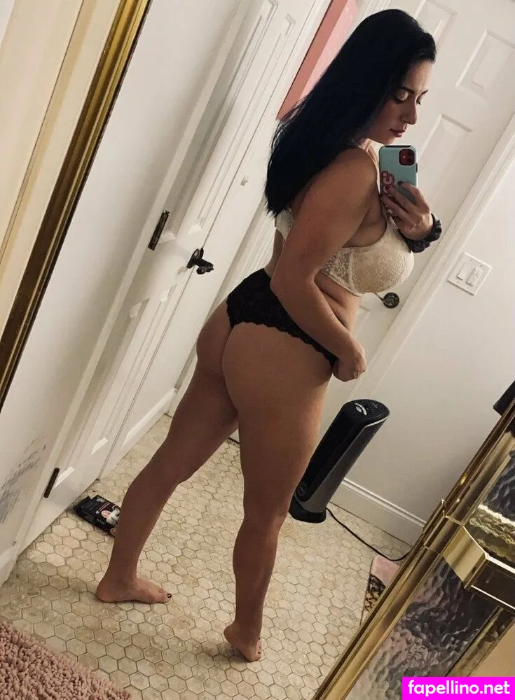 hottiebugatti, therealhottiebugatti Nude Leaked OnlyFans Photo #7OS3VkONPa