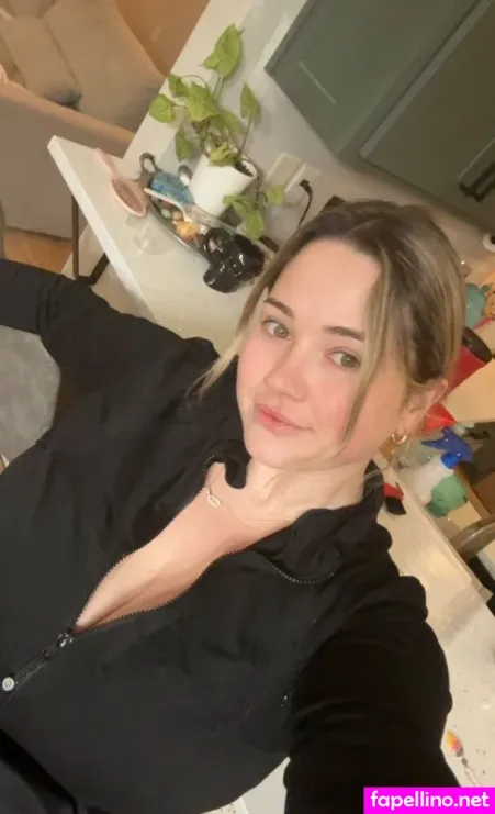 Hottieretired OnlyFans Thumbnail #Ti1Mb9khfd