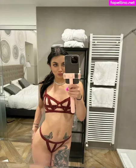 Hottiestnyxx OnlyFans Thumbnail #Ifeb0xSF7D