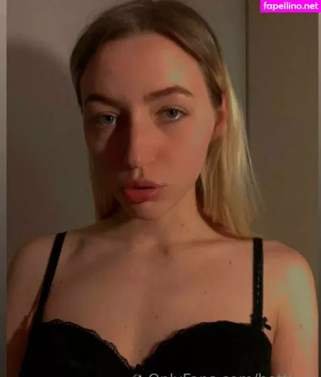 Hottless OnlyFans Thumbnail #gbvfyZV7MM