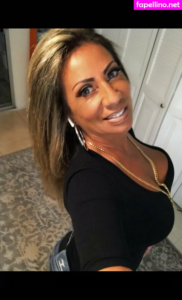 hottotrottots Nude Leaked OnlyFans Photo #0AIQcFCIaV