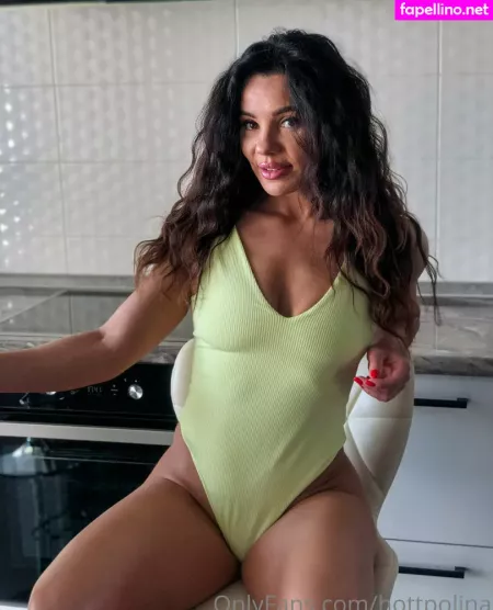 Hottpolina OnlyFans Thumbnail #rUbNUyRJ2R