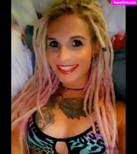 Hottrayne OnlyFans Thumbnail #OJRQ9qDKcp