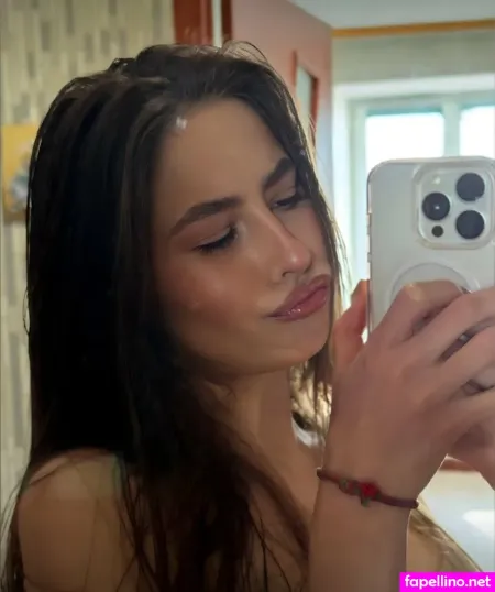 Hottyklara02 OnlyFans Thumbnail #oKp0xn4Khl