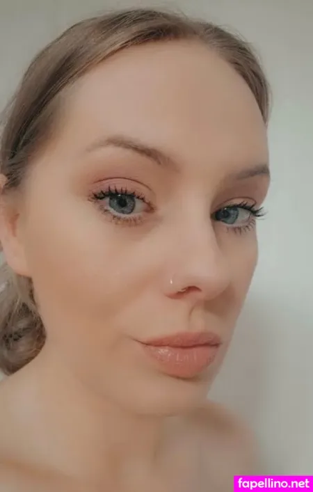 Hotwife Josie OnlyFans Thumbnail #EBhSOyGncH
