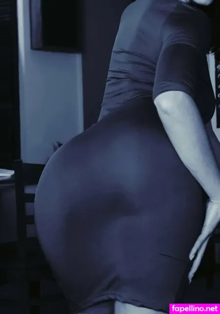 Hotwife Sannah OnlyFans Thumbnail #kvmROXKwQn