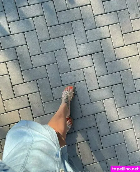 Hotwife2810 OnlyFans Thumbnail #G0RnHQCd8j