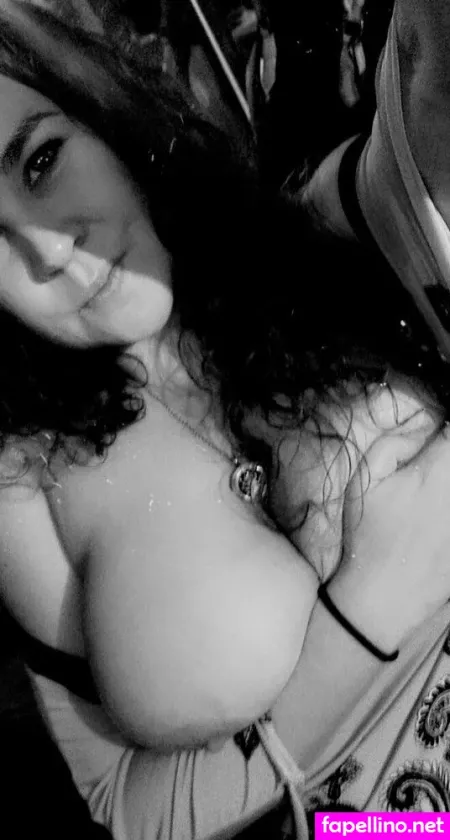 Hotwifebjqueennicole OnlyFans Thumbnail #EceoFjuYZo