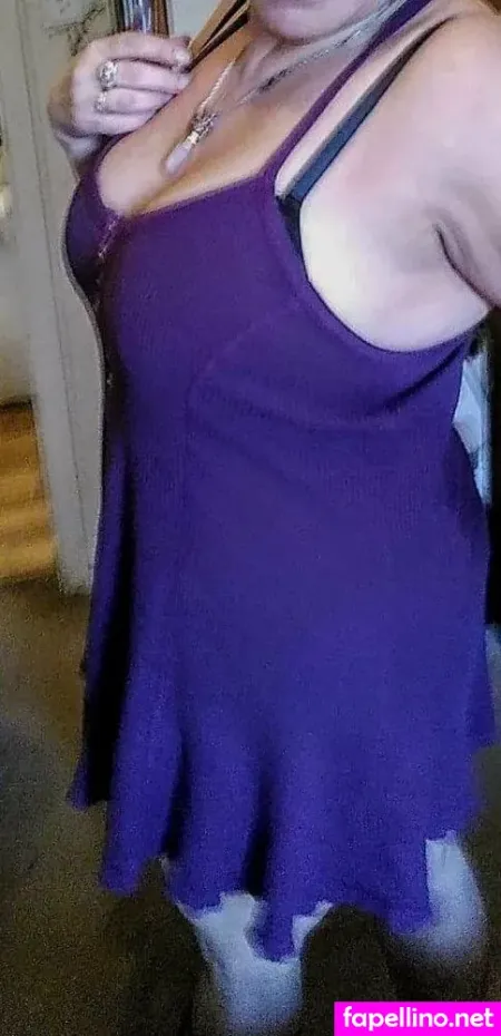 Hotwifecs OnlyFans Thumbnail #aNb3b2gn9J