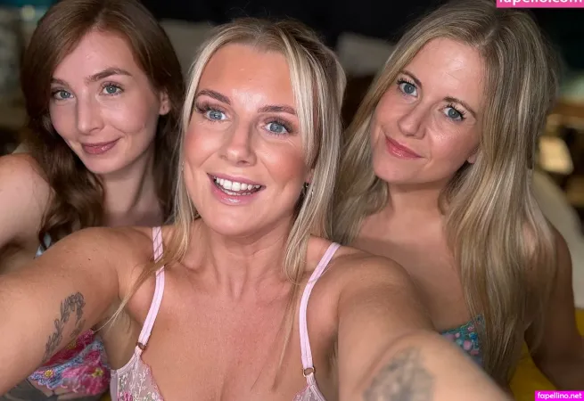 Hotwifeemilyuk OnlyFans Thumbnail #CSDfMmm0iv